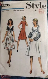 Vintage 1970's STYLE 3236 Panelled Day Dress in Two Lengths Size 14 CUT - Picture 1 of 4