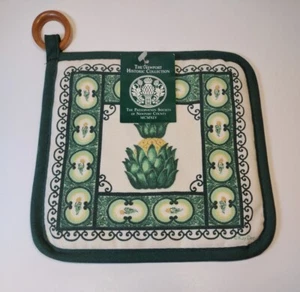 Newport Preservation Society Pot Holder Pineapple Kay Dee Hot Pad - Picture 1 of 4