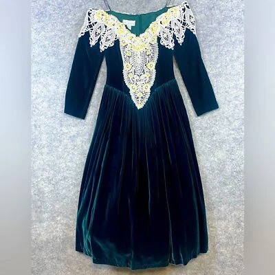 Vestido Jessica McClintok Vintage Terciopelo Encaje y Cuentas 4 Enaguas Verdes Años 80’s Foto 1 de 4