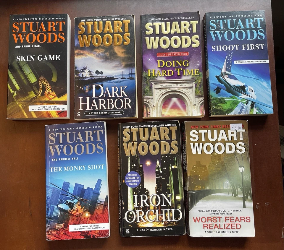Lot of 7 Stuart Woods Book Detective Stone Barrington Paperback Tall Paperbacks Foto 1 de 2