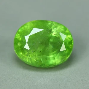 1.98 Cts_Unique Gemstone_100 % Natural Unheated Tsavorite Green Garnet_Kenya - Imagen 1 de 3