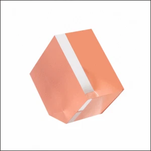 Pantalla óptica - d49.ORG - Bloque acrílico de cinco caras en naranja - Imagen 1 de 1