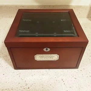 Caja de almacenamiento de exhibición de losa de monedas - "Brillantes dólares de plata de Estados Unidos sin circular" - Imagen 1 de 18
