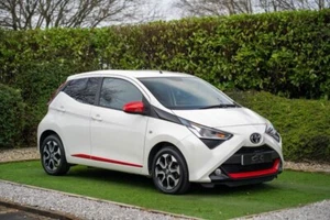 2019 Toyota AYGO 1.0 VVT-i x-trend 5dr Petrol x-shift Euro 6 (71 ps) Hatchback P - Picture 1 of 24