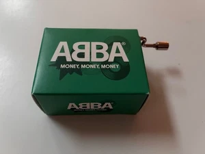BRAND NEW SOLD OUT LIMITED EDITION ABBA MUSEUM MONEY MONEY MONEY GREEN MUSIC BOX - Bild 1 von 6