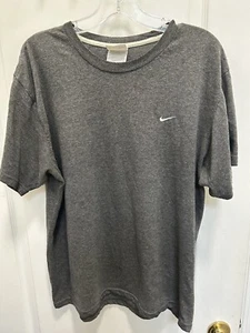Vintage Essential Nike Y2K T-Shirt Embroidered Mini Check Swoosh Large Gray Tag - Bild 1 von 7