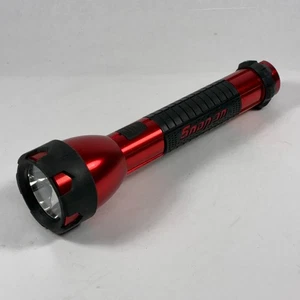 Snap-On Tools 9.5 Inch Red Billet Aluminum Anodized Flashlight 2 'C' Batteries - Picture 1 of 24