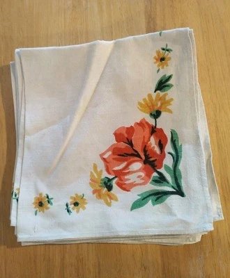 Vintage 12 Linen? Napkins Red Rose Yellow Daisy Green Print 18 "X 17" READ - Image 1 of 4