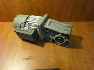 Lenze gearmotor 0,18KW 1/46 - Picture 1 of 4