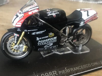 Ducati 998R Pierfrancesco Chili 2002 1:24 Diecast racing motorcycle model - Image 1 of 4
