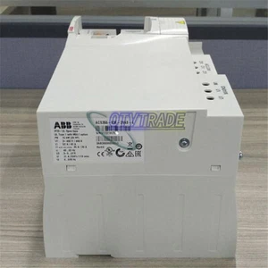 1 PIEZA ABB 15KW INVERSOR ACS355-03E-31A0-4 ACS35503E31A04 NUEVO - Imagen 1 de 4