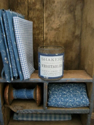 Small Early Antique Spice Tin Canister Glass Lid Shaker Label Print - Image 1 of 4