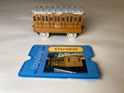 Thomas The Train & Friends - Clarabel Passenger Car 2002 Take Along N Play Foto 1 de 4