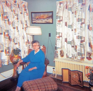 People & Places #PP325 35mm Vintage Photo Slide P4. - Picture 1 of 2