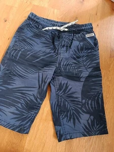 coole Jungen Shorts Gr. 128 kurze Hose ✨ top! Sommerhose 🌴👌🏻 - Bild 1 von 2