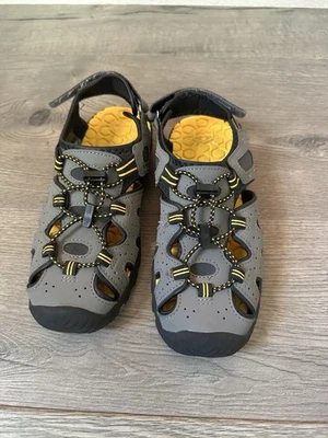 Khombu Kids Size 4 Sandals Water, Beach, Hiking Yellow Gray Black - Image 1 of 4