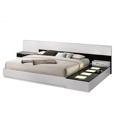 Pemberly Row 4-Piece California King Platform Bedroom Set in White/Black - Image 1 of 3