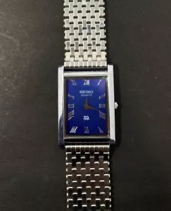 Vintage BLUE DIAL Seiko Slim Gentlemen's Wrist Watch - (FREE SHIPPING) - Picture 1 of 9