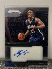 2016-17 Prizm Basketball MYLES TURNER Auto-Pacers-No. 9