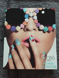 BNIB Ciate London Flower Manicure Mini Nail Polish Speed Coat and Flowers Set - Picture 1 of 3