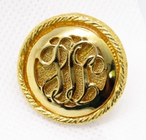 Fancy Letters Pin - Gold Tone - Rope Motif Border - Vintage Lapel Pin - Script - Picture 1 of 6