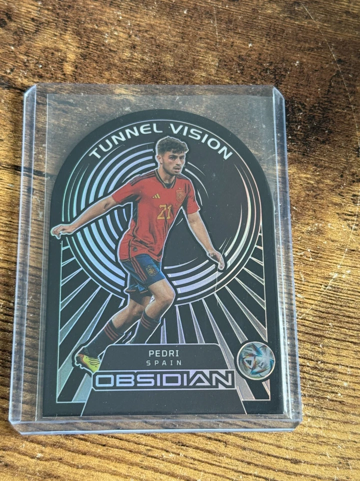 2022-23 Panini Obsidian Tunnel Vision #15 Pedri /115 - Image 1 of 1