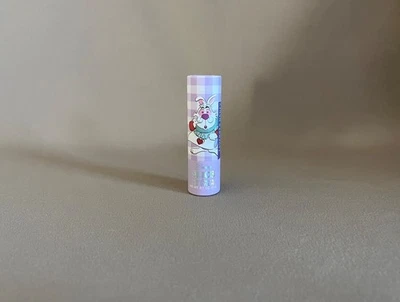 Disney Alicia en el País de las Maravillas Liebre Blanca “Miel de Lavanda” Bálsamo Labial Perfumado, ¡Nuevo! Foto 1 de 4