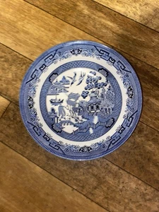 1 X Churchill Blue & White Willow Pattern Large Serving Bowl Dish 22cm England - Picture 1 of 18