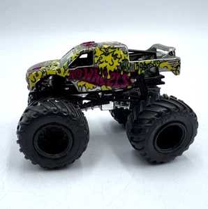Monster Jam 1:64 Team Hot Wheels Firestorm 2017 Epic Additions Loose Truck - Picture 1 of 6