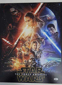 STAR WARS: THE FORCE AWAKENS CAST SIGNED AUTOGRAPHED 16x20 Beckett COA/LOA - Picture 1 of 2
