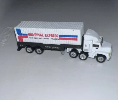 Vintage Machines Funrise Micro Action Universal Express Big Rig Semi Truck 1989 - Image 1 of 2