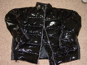 Womens Nike NSW Icon Clash CU6712-010 Synthetic-Fill Shiny Black Jacket! Size L - Picture 1 of 12