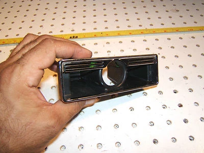  Alfa Romeo 1991 modelo 164 tablero central plástico interior delantero OEM 1 cenicero, 222089 Foto 1 de 4