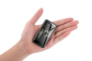 Smallest 4G LTE Smartphone Melrose S9 Plus 2.45" Fingerprint 8GB/32GB Unlocked - Picture 1 of 13
