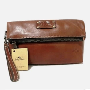 Patricia Nash | Valerie Tan Wristlet NWT - Picture 1 of 9
