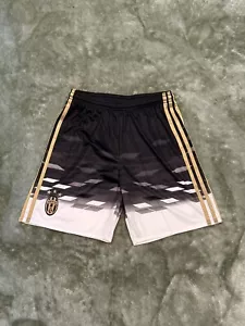 Juventus Shorts 2015/2016 Third Kit Adidas Size Junior 12-13 Year Brand New - Picture 1 of 8