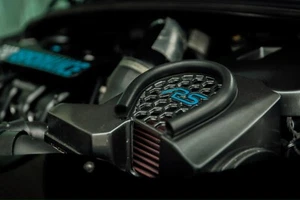 1x Ford Focus RS MK3 3D Gelemblem Inlay für den Luftfilterkasten - Bild 1 von 7