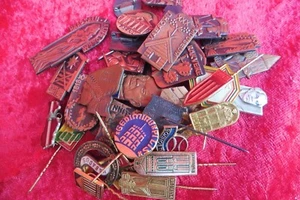 37 Beau, vieux Épinglettes, Baltes: Estonie - Picture 1 of 6