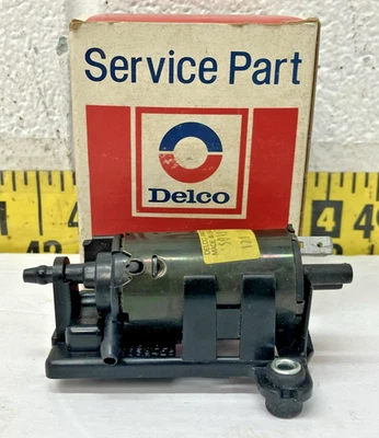 Delco Rear Back Windshield Glass Window Washer Pump 22039705 1982-88 Camaro (736 - Image 1 of 4