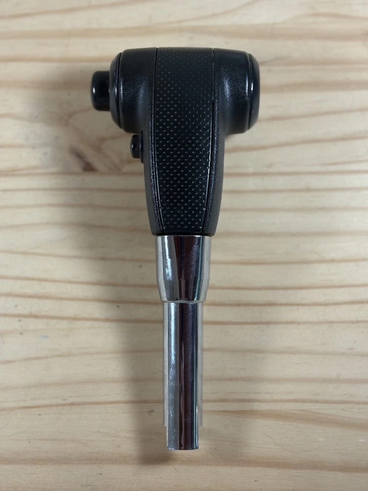 OEM 2005-2012 NISSAN XTERRA PATHFINDER FRONTIER SHIFT HANDLE SHIFTER KNOB GRAY. - Image 1 of 4