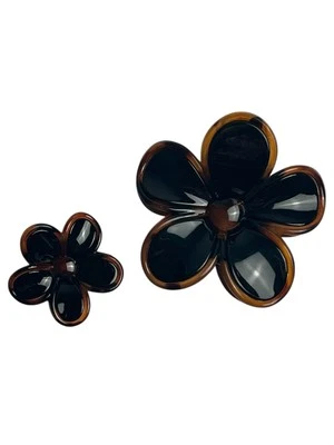 2PC Daisy Claw Clips for Thick Hair, Black Color Hair Clips Large Plumeria - Image 1 of 4