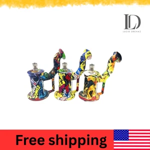 5,6′′ Silikon Wasserpfeife mit Druckdesign, 10mm Titan Fit & Storage Base - Bild 1 von 3