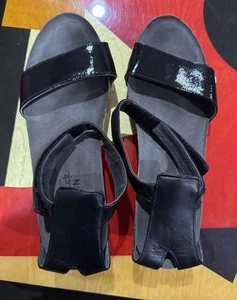 Naot Sandals Women’s Black Wedge Leather adjustable ankle strap - Size 10 - MINT - Picture 1 of 5