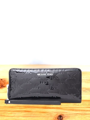 Portafoglio donna Michael Kors grande logo metallizzato inciso continentale nero - Immagine 1 di 4