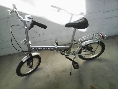 bicicletta pieghevole - Immagine 1 di 4