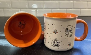 PEANUTS SNOOPY WOODSTOCK HALLOWEEN VAMPIRE BAT COFFEE MUGS SET OF 2 - Picture 1 of 7