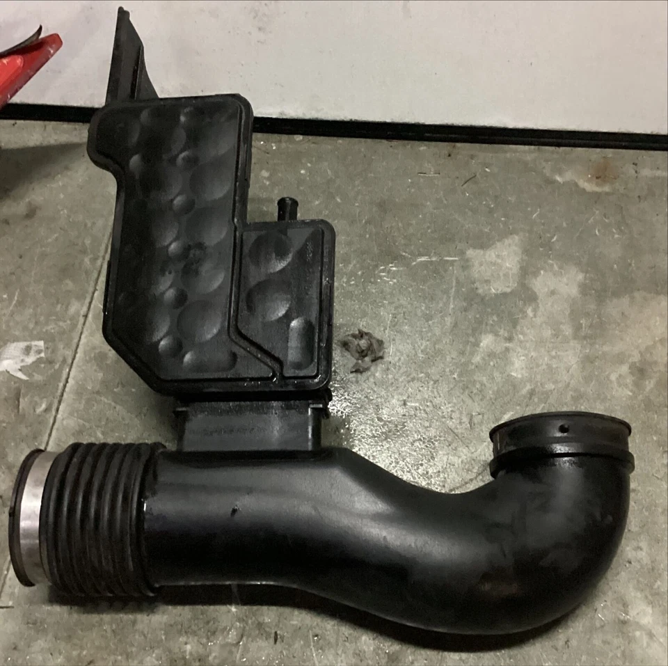 2002 Lexus GS430 Air Intake Resonator USED OEM - Image 1 of 1
