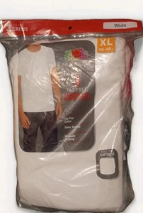 X Large  Fruit of the Loom Men's White Crewneck 3 Pack Tshirts XL Sealed New - Picture 1 of 2