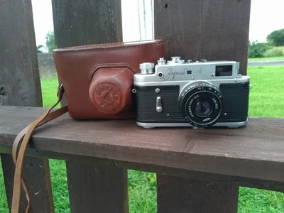 Zorki-4 Cla'D Fully Serviced & Tested Rangefinder M39 Leica copy camera 67110924 - Image 1 of 4