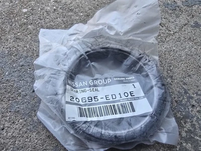 Genuine Nissan Converter & Pipe Seal 20695-ED10E - Image 1 of 3